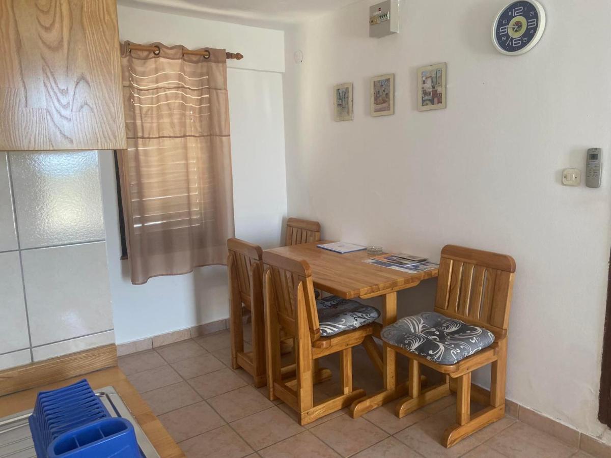 Apartmani Sunset لوبار المظهر الخارجي الصورة