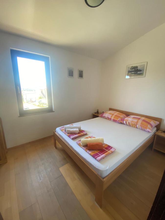 Apartmani Sunset لوبار المظهر الخارجي الصورة